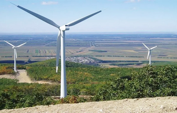 风力发电机组几多钱一台？一天能发几多电，多久能回本