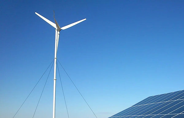 准确保养小型风力发电机